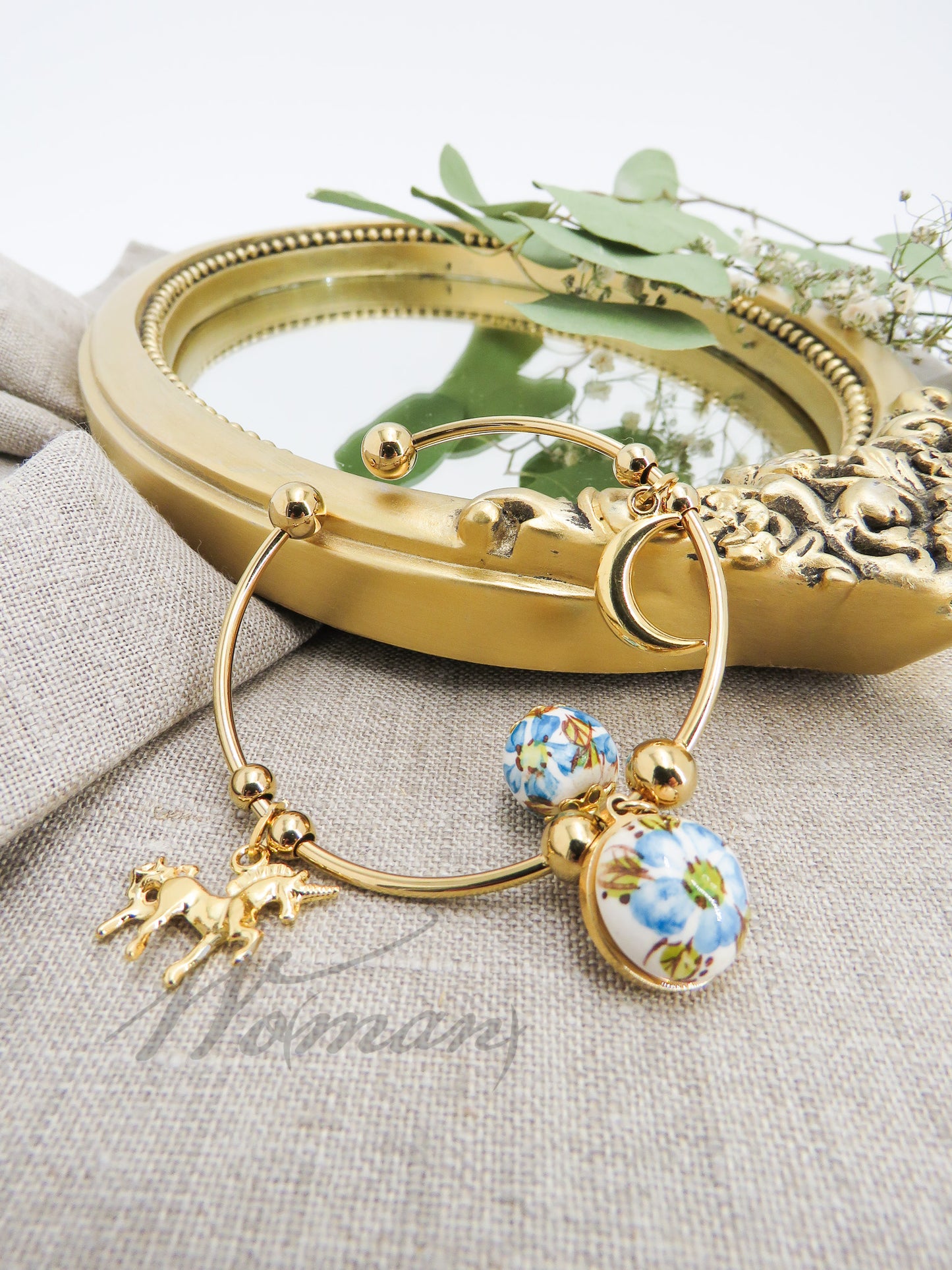 Bracelet with 2 ceramic charms